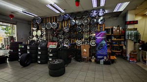 Happy Auto Service (Kajang) Sdn Bhd (Toyo Tires)) place picture